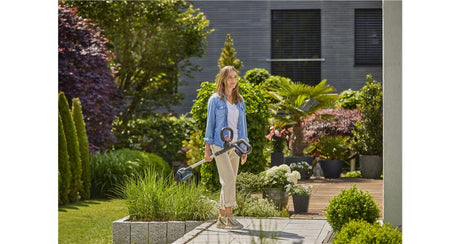 EAN 4066407502772 - Gardena 14820-55 Barredora eléctrica de malezas Batería imagen 4