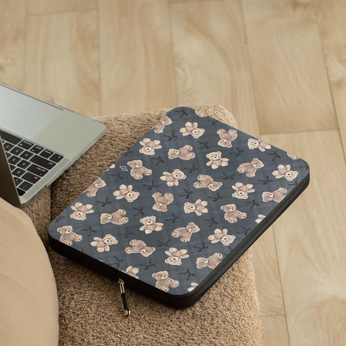 EAN 4772229050833 - BURGA VM_01M_LAPTOP-SLEEVE_14 maletines para portátil 35,6 cm (14") Funda Gris imagen 4