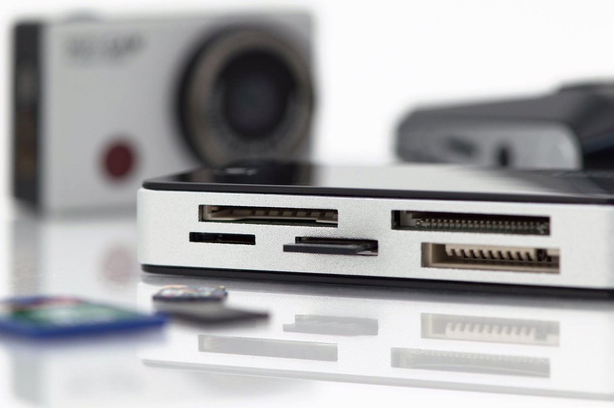 Hub Digitus Sd Usb 3.0 Ms/Sd/Sdhc/Minisd/M2/Cf/Md/Sdxc - Usb A 1m