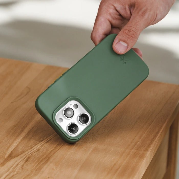 Funda Woodcessories Bio Magsafe Para  Iphone 15 Plus Verde Medianoche