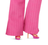 Mattel Barbie Signature The Movie - America Ferrera Como La Muñeca Gloria De La Película En Un Traje Pantalón De Tres Piezas En Rosa, Figura De Juguete