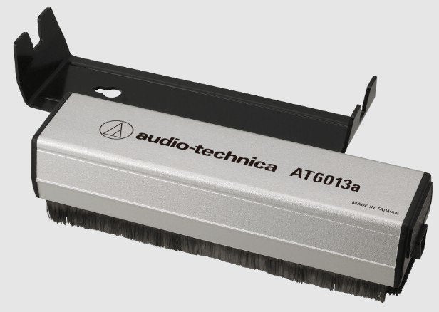 Audio-Technica Cepillo Antiestático Para Discos At6013a, Cepillo De Limpieza Negro/Plateado At6013a
