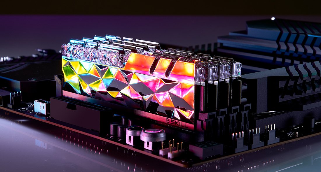 EAN 4713294228666 - G.Skill Trident Z Royal F4-3600C16Q-64GTESC módulo de memoria 64 GB 4 x 16 GB DDR4 imagen 5