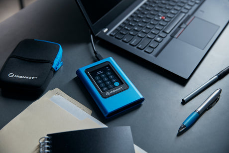 EAN 0740617341409 - Kingston Technology IronKey Vault Privacy 80 7,68 TB USB Tipo C 3.2 Gen 1 (3.1 Gen 1) Azul imagen 7