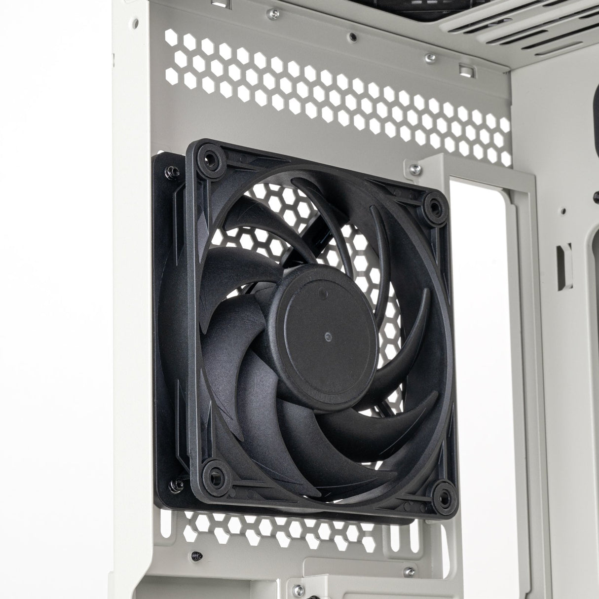 EAN 4710679819372 - Silverstone FLP02 Full Tower Blanco imagen 16