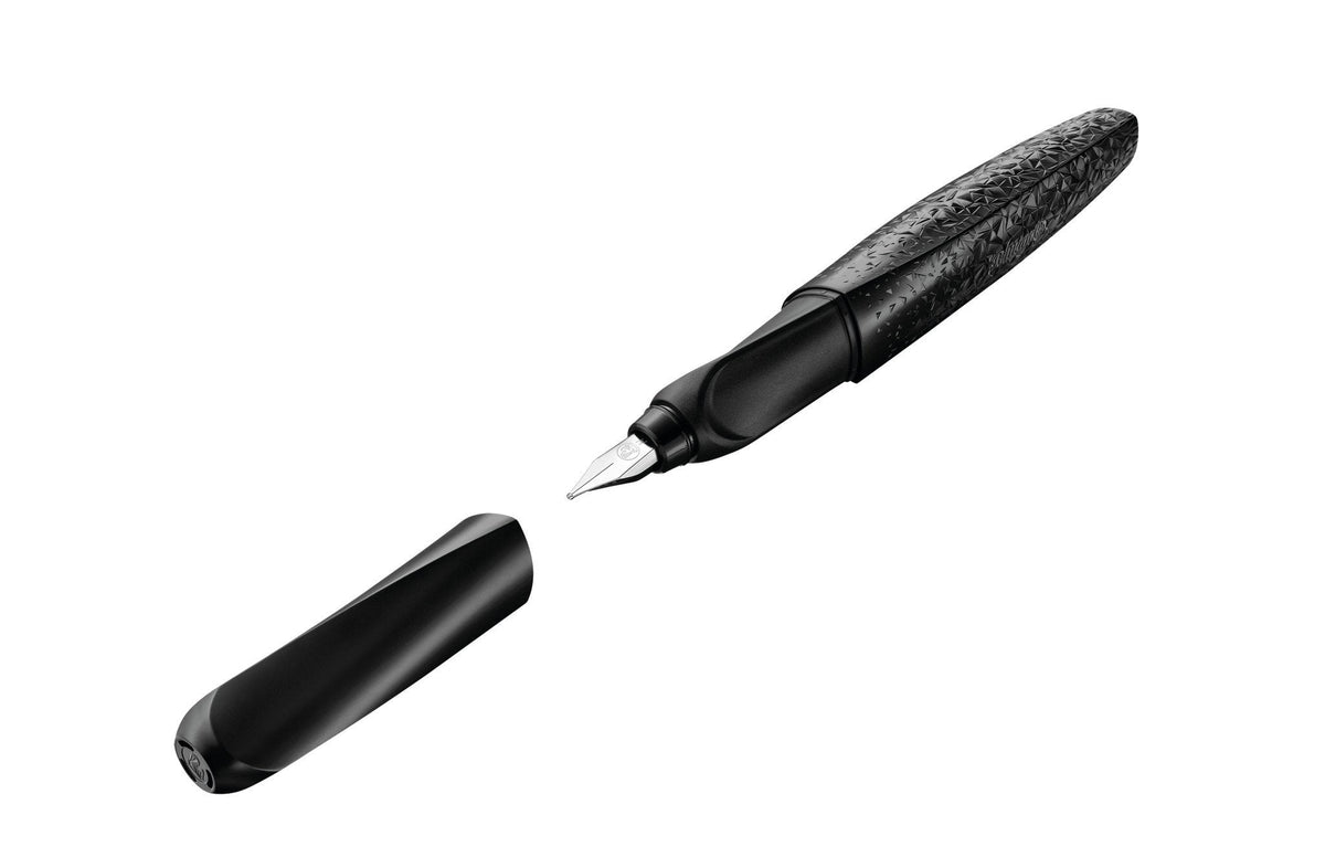 Pelikan Twist® Structure - Pluma Estilográfica Para Diestros Y Zurdos, Color Negro, Plumín M, Caja Plegable