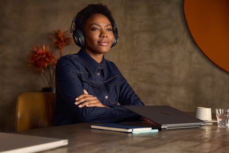 EAN 0196548377831 - HP Poly Voyager Surround 80 UC Microsoft Teams Certified USB-C Headset +USB-C/A Adapter Inalámbrico Diade imagen 2