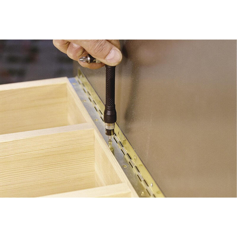 Atornillador Manual Angular Con Portapuntas 1573000 Wolfcraft