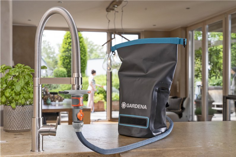 Manguera Textil Gardena Liano Xtreme 1/2", Juego 10m + Adaptador