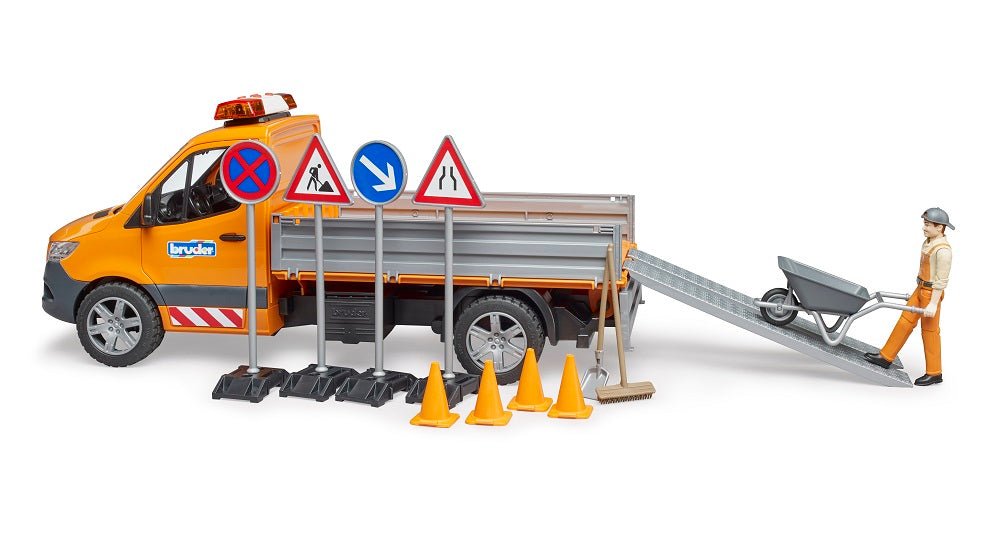 Bruder Mb Sprinter Municipal Con Módulo De Luz Y Sonido, Naranja, Incluido Conductor Y Accesorios 2677