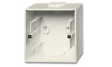 EAN 4011395065877 - Busch-Jaeger Opbouwbak met bodem 1v stuwit Blanco imagen 1
