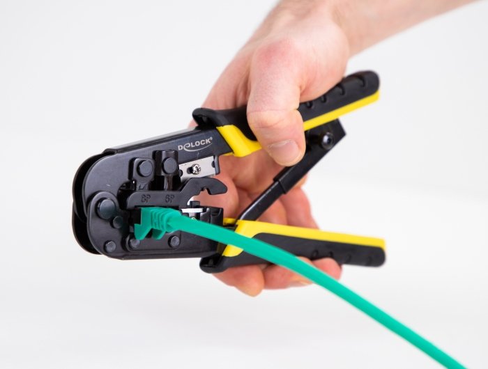Universelle Crimpzange Mit Abisolierer Für 8p (Rj45), 6p (Rj12 11) Oder 4p Stecker
