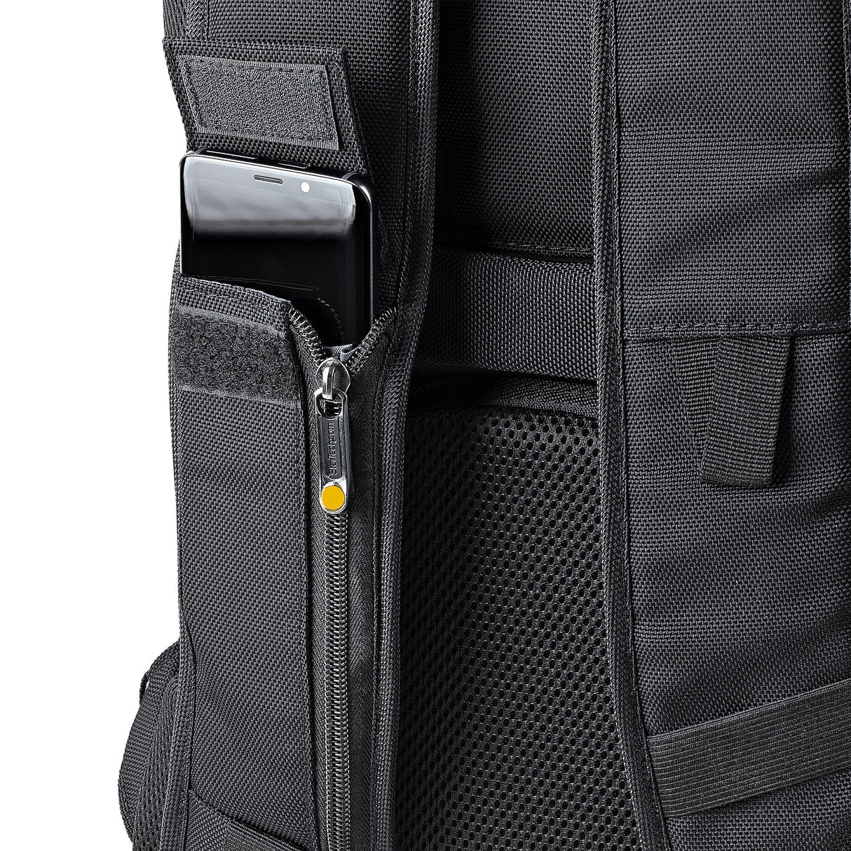 Mochila Startech 15.6" Con Estuche De Accesorio