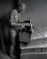 Figura Ultimate Mummy Black And White Universal Monsters 18cm