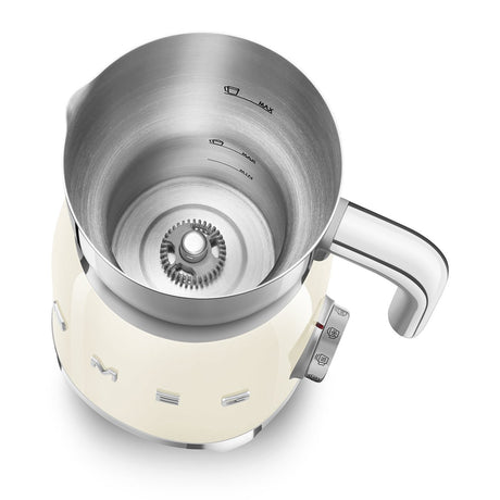 EAN 8017709316075 - Smeg MFF11CREU espumador o calentador de leche Calentador/espumador de leche automático Crema de color imagen 5