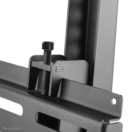 EAN 8717371447366 - Neomounts NS-WMB200PBLACK soporte para pantalla de señalización 132,1 cm (52") Negro imagen 5