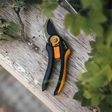 Fiskars Plus Smartfit P541 Tijeras De Podar Evitar Negro, Naranja