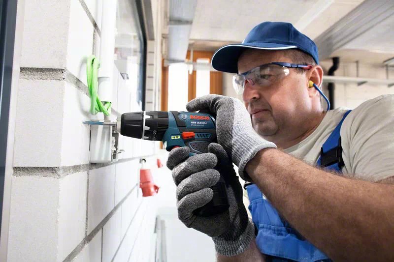 Bosch Gsb 12v-15 Professional Cordless Combi Drill