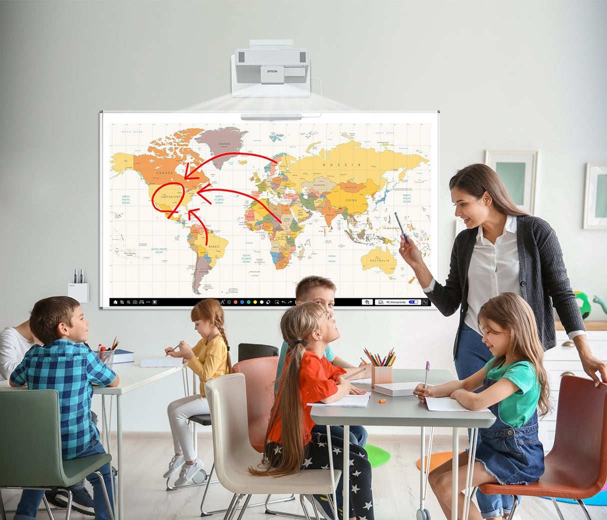 Proyector Epson Eb-1485fi, 5000 Lúmenes Ansi, 3lcd, 1080p (1920x1080), 2500000:1, 16:9, 1651 - 2540 Mm (65 - 100")