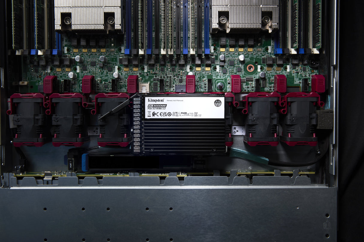EAN 740617347838 - Kingston Technology DC3000ME 15 TB PCI Express 5.0 3D eTLC imagen 9
