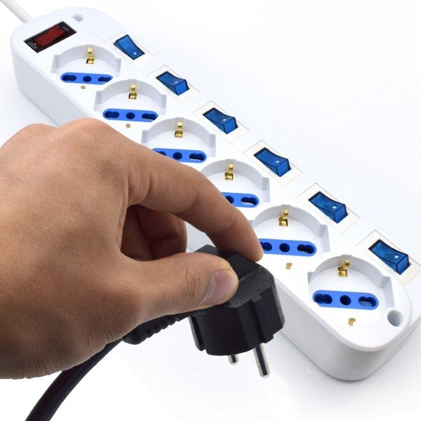 Ewent Regleta 6 Tomas Schuko Con Interruptor Individual 5m Ewent Ew3932-5m, 6 Salidas Ac, Tipo F, 3500 W, 3 M, Blanco, 9 G