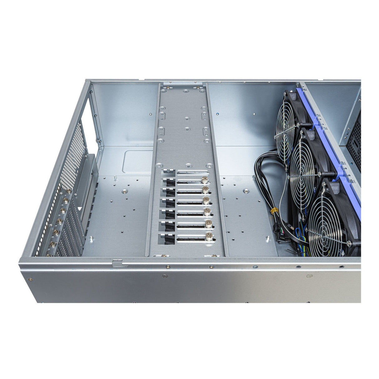 Caja Rack 19" Unykach 4u Sin Fuente Negro Plata 6 Bahias Int 1xusb2.0 1xusb3.0 1xusb-C