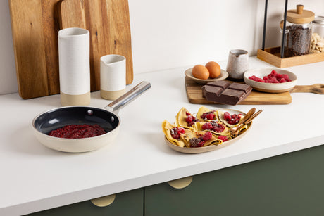 EAN 8017709355876 - Smeg FPF2402CRM cacerola imagen 10