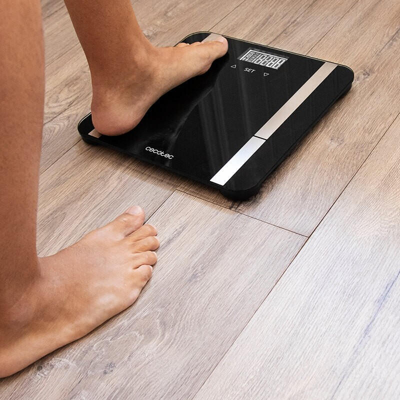 Báscula De Baño Cecotec Surface Precision 9450 Full Healthy Análisis Corporal Hasta 180kg Negra Y Blanca