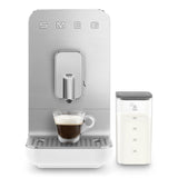 EAN 8017709335052 - Smeg BCC13WHMEU cafetera eléctrica Totalmente automática Máquina espresso 1,4 L imagen 16