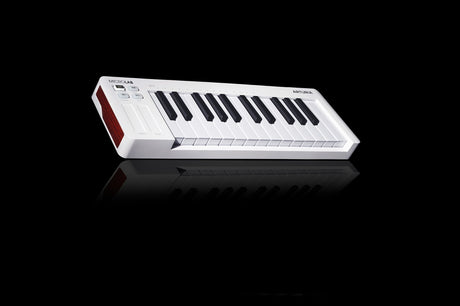 EAN 3760033532318 - Arturia MicroLab mk3 teclado MIDI 25 llaves USB Blanco imagen 3