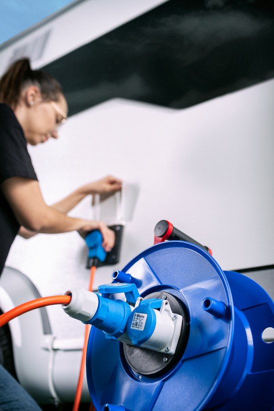 Garant Cee 2 Ip44 Camping / Marítimo Enrollacables 25m H07rn-F 3g2,5