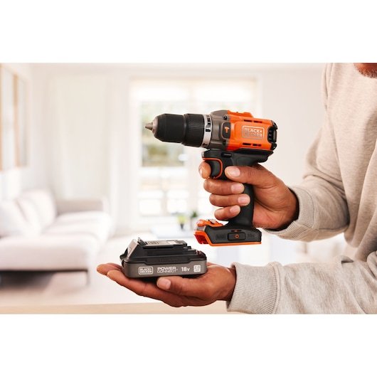 EAN 5035048833414 - Black & Decker BCD383D1XK-QW taladro Naranja imagen 7