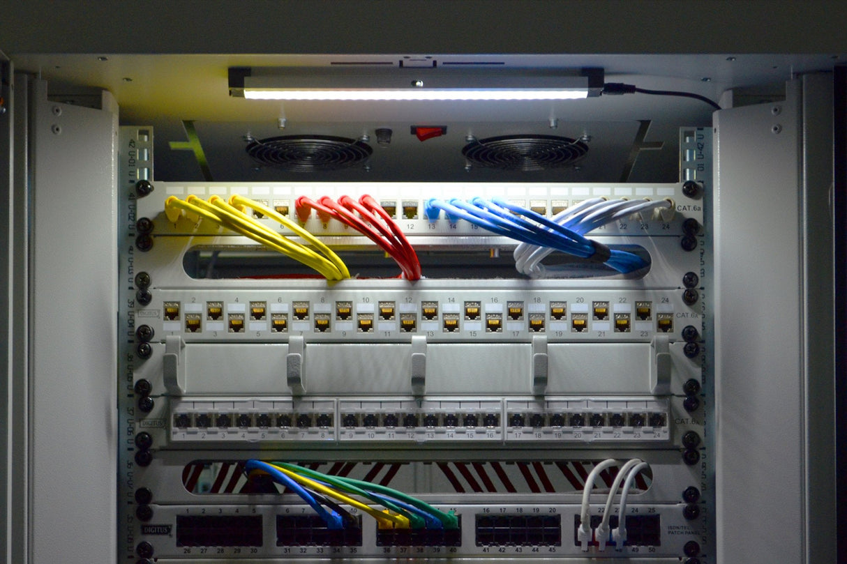 EAN 4016032361053 - Digitus DN-19 LIGHT-3 lámpara LED 6000 K 3 W F imagen 2