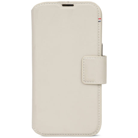 EAN 8720593010423 - Decoded D24IPO15DW5CY funda para teléfono móvil 15,5 cm (6.1") Funda cartera Beige imagen 3