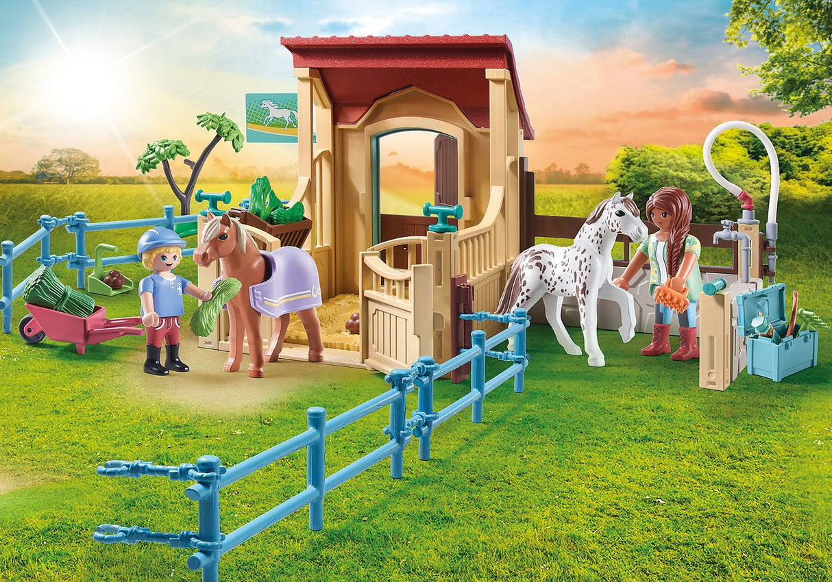 Playmobil 71494 Establo De Caballos De La Cascada