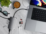 Adaptador Usb-C Multipuerto Satechi (Usb-C4, 3x Usb-A, Hdmi 8k, Ethernet, Lector De Tarjetas Micro/Sd, Puerto Jack) (Gris Espacial)