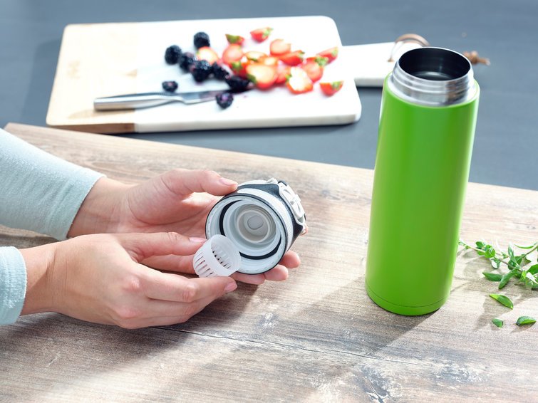 Leifheit 03277 Taza De Viaje 600 Ml Negro, Verde Acero Inoxidable