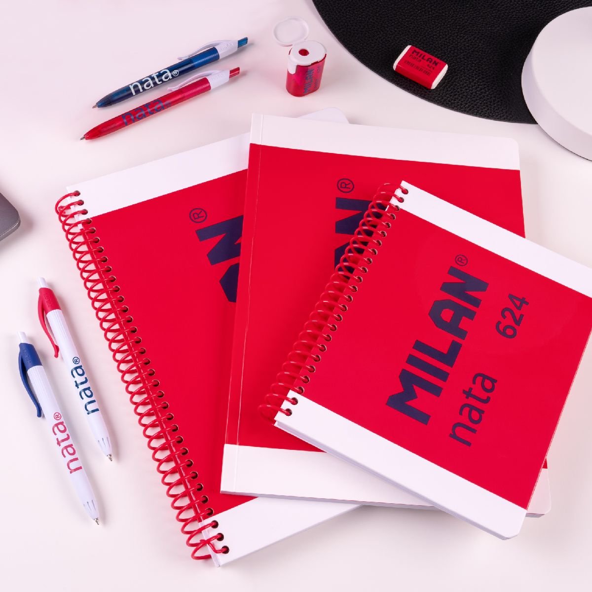 EAN 8411574109822 - Milan 57043E80P cuaderno y block A4 80 hojas Rosa, Blanco imagen 5