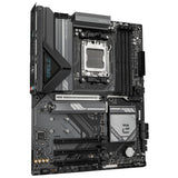 Placa Base Gigabyte B650e Eagle  Procesadores Amd Ryzen 9000 Series, Vrm De 8+2+2 Fases, Hasta 8200 Mhz Ddr5 (Oc), 1x Pcie 5.0 + 2x Pcie 4.0 M.2, Lan 2.5 Gbe, Usb 3.2 Gen 2