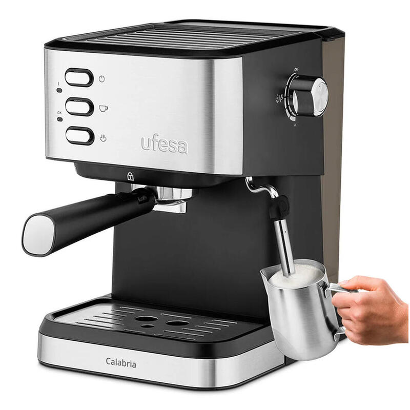 Cafetera Ufesa Calàbria Máquina Espresso 1,5 L