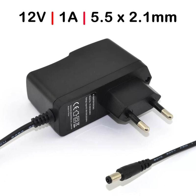 Cargador Universal Para Dispositivos De 12v 1a 5.5x2.1mm