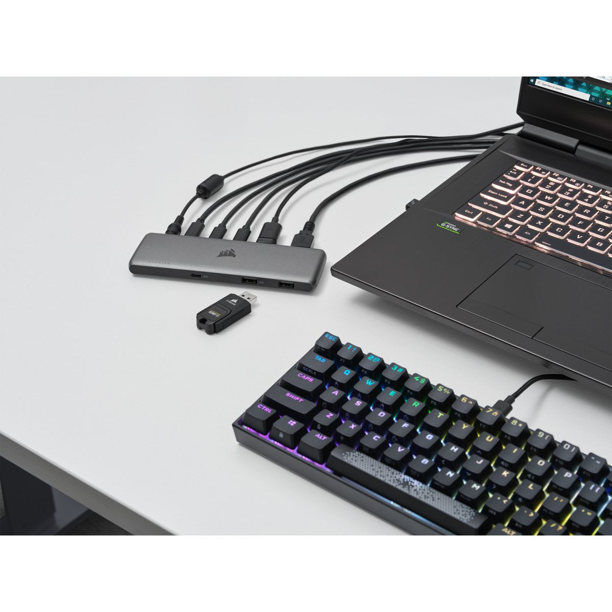 Nb Acc Corsair Docking Usb100-C   7-Port