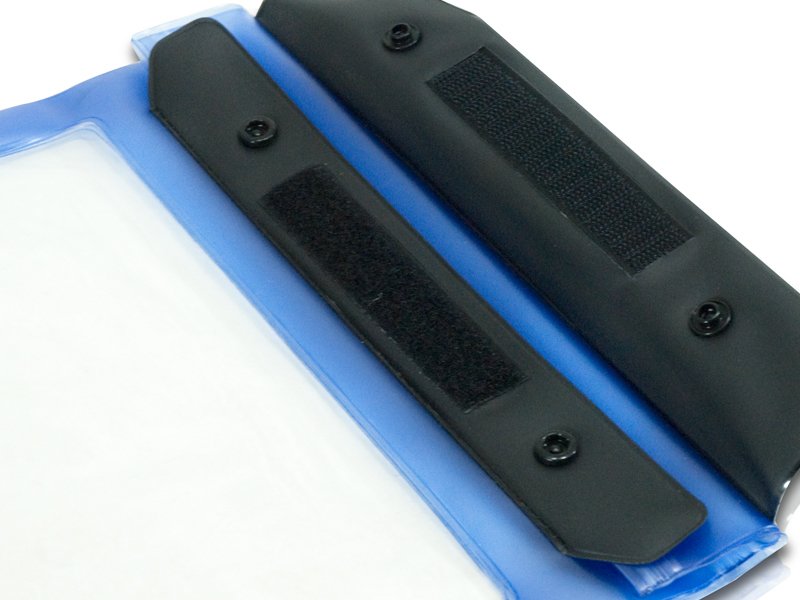 Funda Para Tablet Resistente Al Agua Con Passthrough Cable Audio Conceptronic C05-020