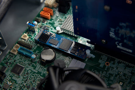 EAN 0740617345186 - Kingston Technology DC2000B 960 GB PCI Express 4.0 NVMe 3D TLC imagen 8