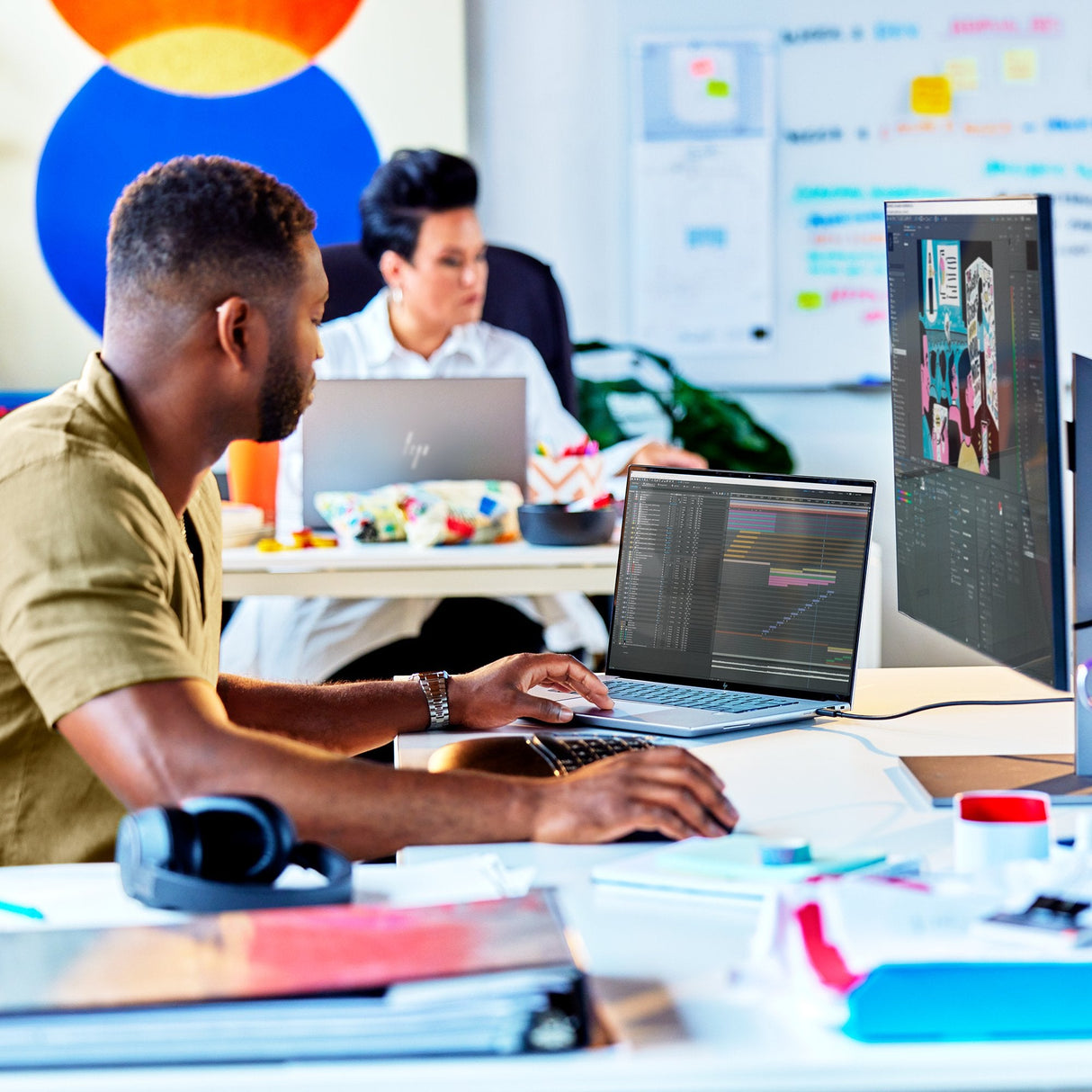 EAN 198828508461 - HP ZBook Studio G11 Intel Core Ultra 9 185H Estación de trabajo móvil 40,6 cm (16") WUXGA 32 GB DDR5-SDRAM imagen 15