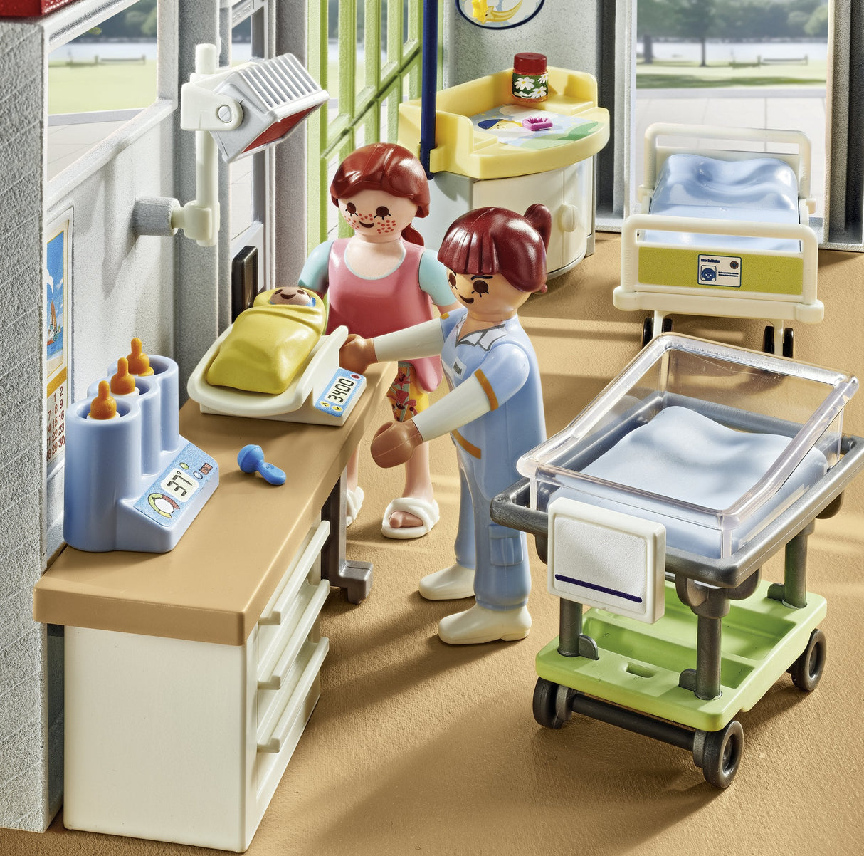 Playmobil 71616 Action Heroes Pabellón De Maternidad, Juguete De Construcción 71616