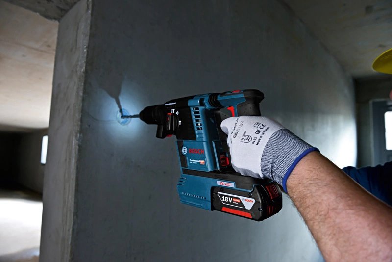 Taladro Percutor A Batería Bosch Professional Gbh 18v-26 F Professional Solo, 18 Voltios Azul/Negro, Sin Batería Ni Cargador, En L-Boxx