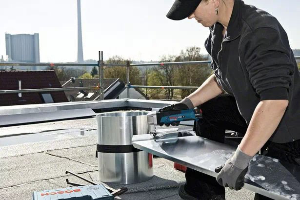 Tijeras De Batería Bosch Gsc 12v-13 Para Chapas Metálicas