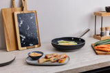 Smeg Fpf2402blm Bratpfanne, 24 Cm, Keramik, Edelstahlgriff, Mattschwarz