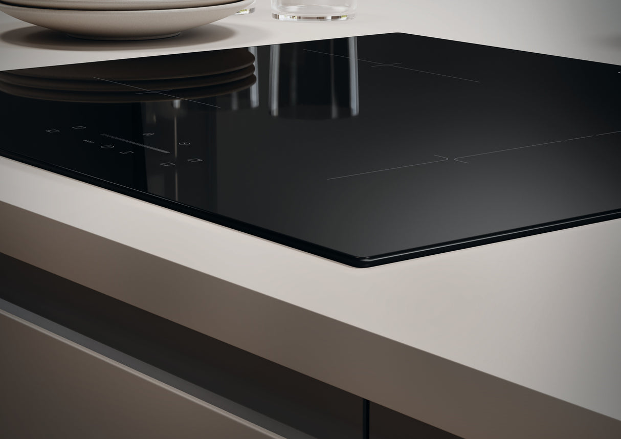 EAN 8059019042770 - Candy CTP6SC4/E1 Negro Integrado 59 cm Con placa de inducción 4 zona(s) Campana integrada imagen 8